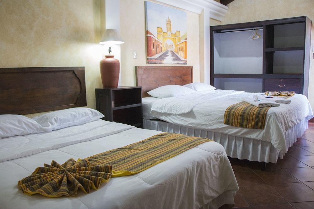 Hotel Y Galeria Uxlabil Antigua Dış mekan fotoğraf
