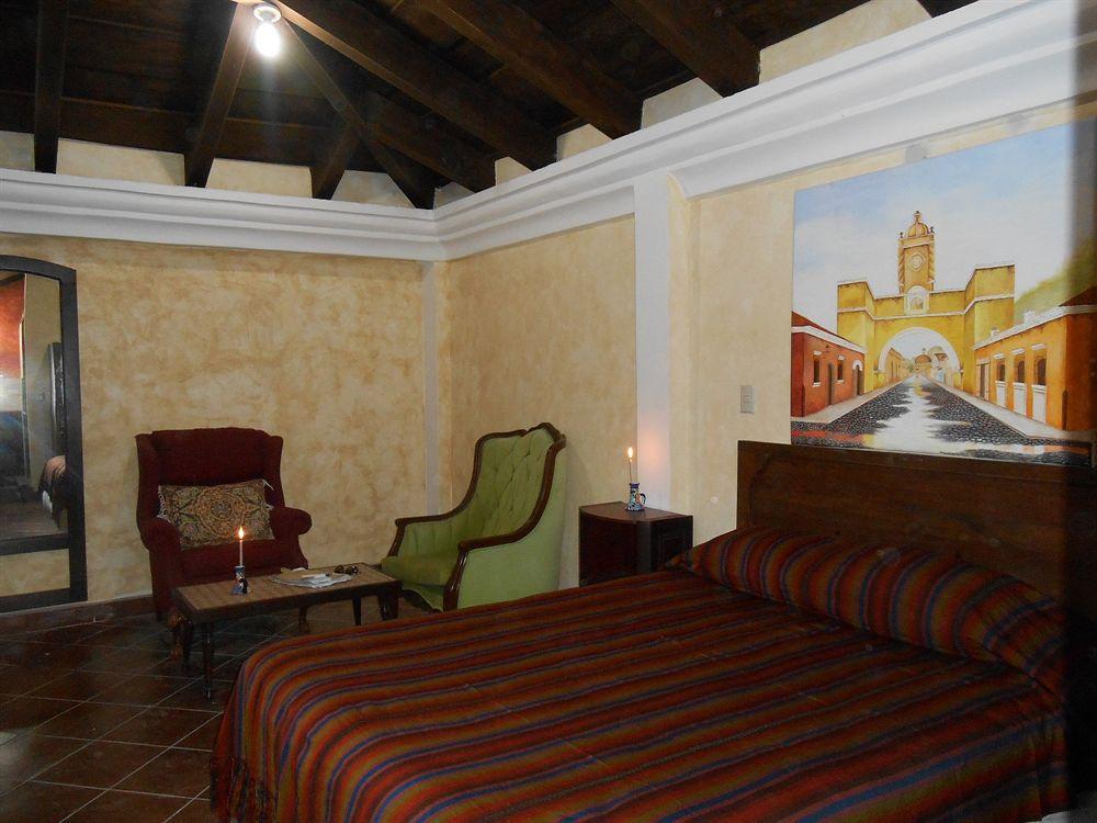 Hotel Y Galeria Uxlabil Antigua Dış mekan fotoğraf
