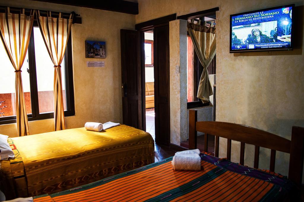 Hotel Y Galeria Uxlabil Antigua Oda fotoğraf