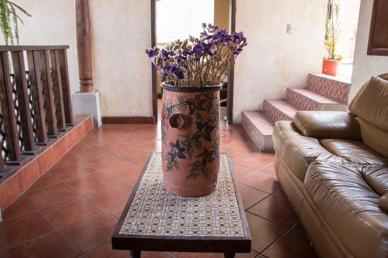 Hotel Y Galeria Uxlabil Antigua Dış mekan fotoğraf