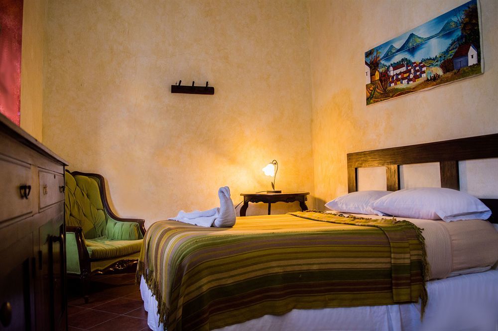 Hotel Y Galeria Uxlabil Antigua Dış mekan fotoğraf