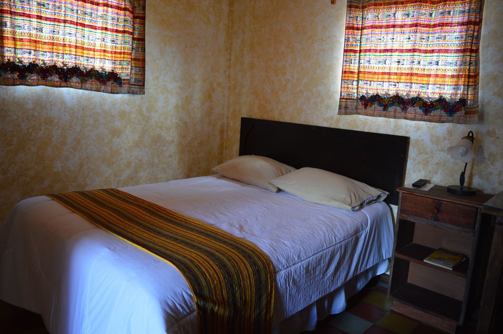 Hotel Y Galeria Uxlabil Antigua Dış mekan fotoğraf