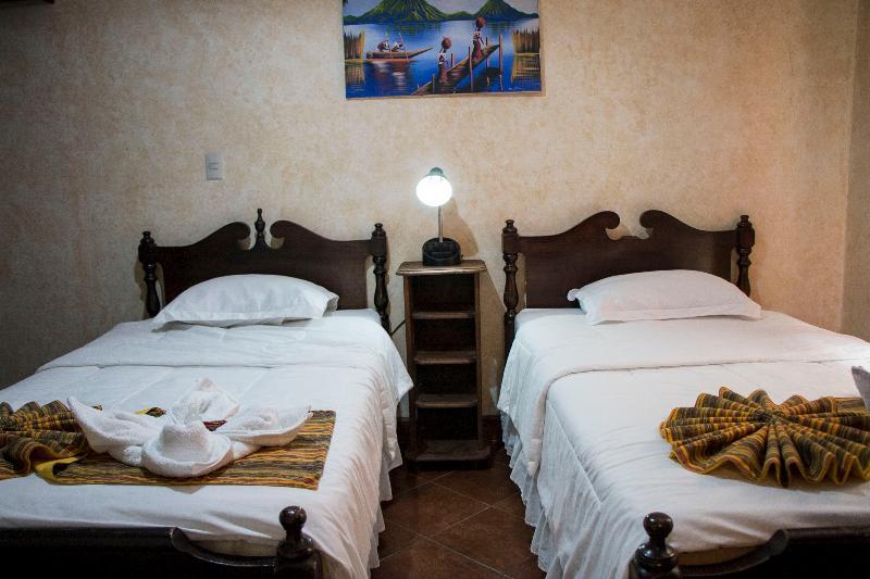 Hotel Y Galeria Uxlabil Antigua Dış mekan fotoğraf