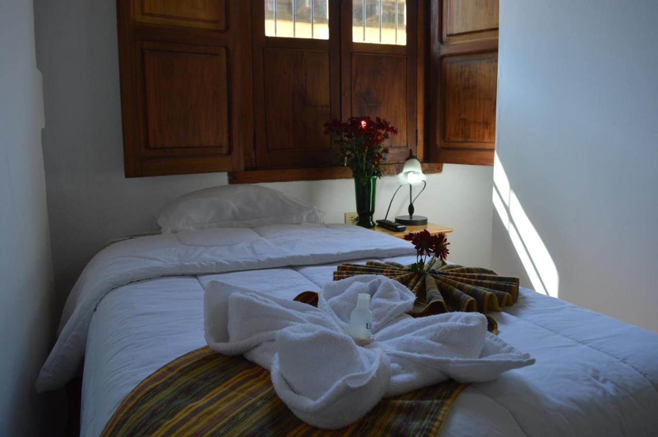 Hotel Y Galeria Uxlabil Antigua Dış mekan fotoğraf