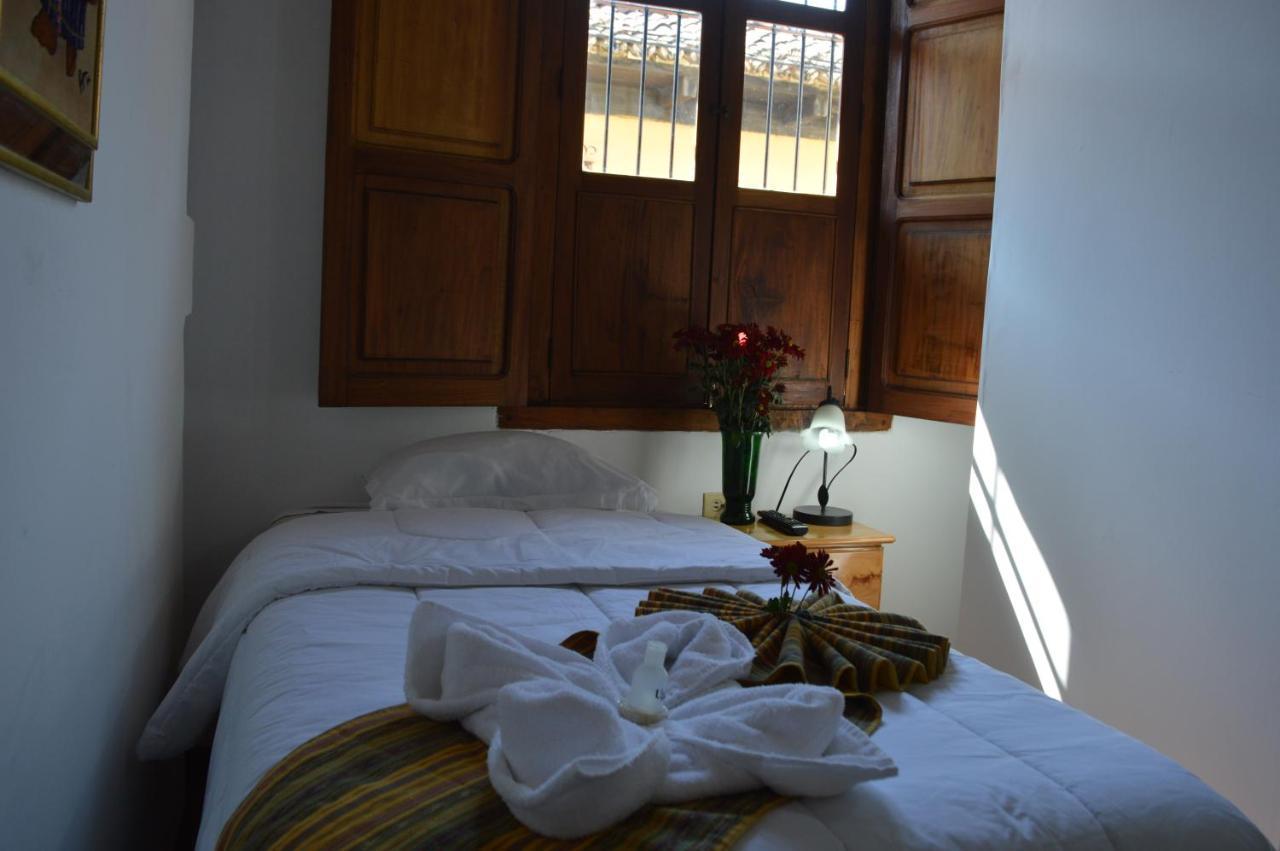 Hotel Y Galeria Uxlabil Antigua Dış mekan fotoğraf
